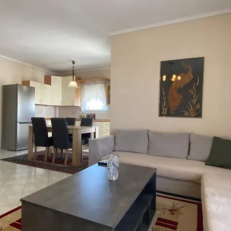Midias Apartment
